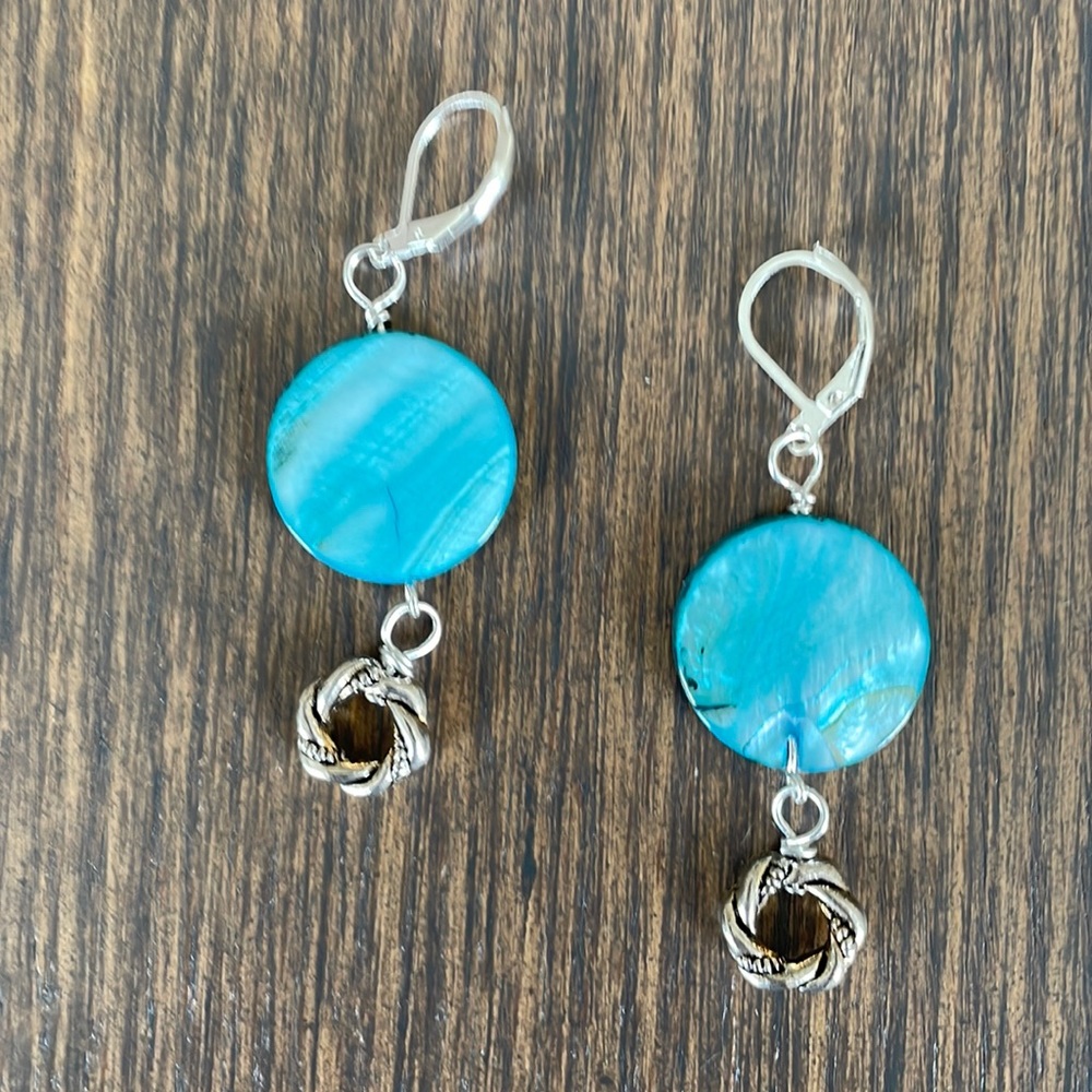 HAND CRAFTED EARRINGS Turquoise Colored Shell Disks Silver Decorative Rings